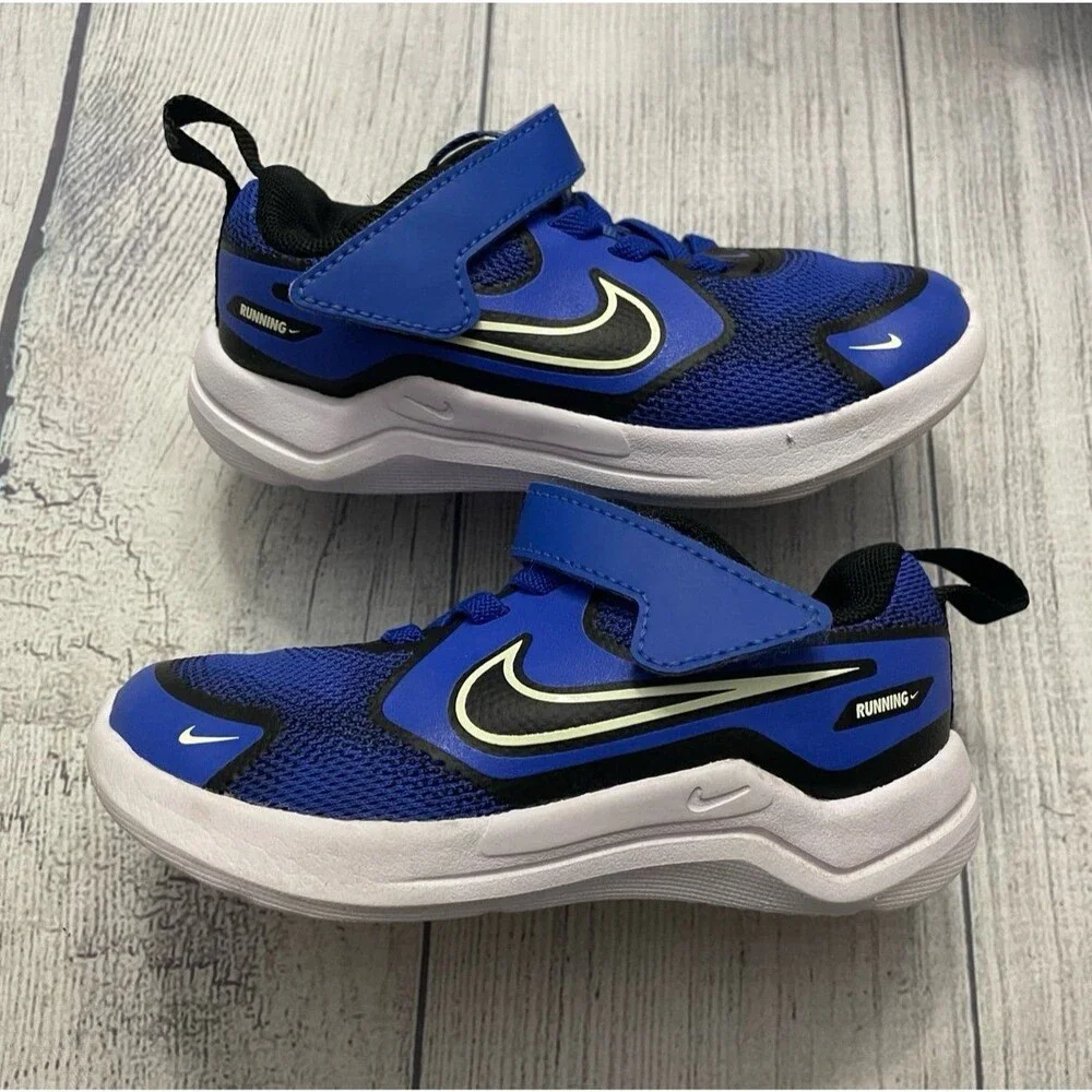 Blue Nike Little Boy Toddler Shoes, Size 8